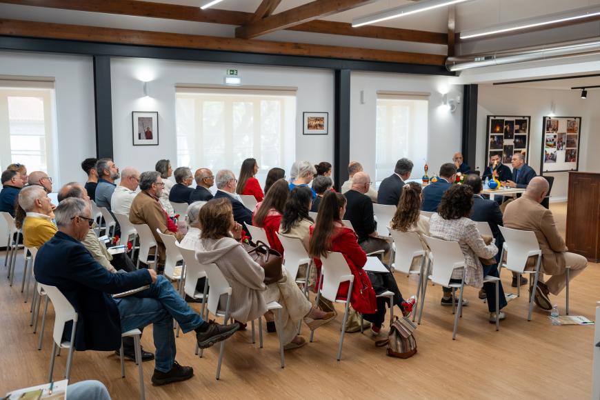 Confer&ecirc;ncia | Di&aacute;logo entre Povos, Culturas e Religi&otilde;es