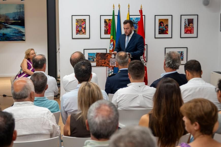 Sess&atilde;o Solene | Eleva&ccedil;&atilde;o de Vila de Punhe &agrave; Vila
